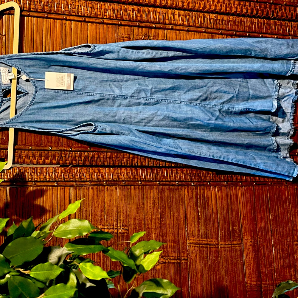Denim sleeveless mini dress
